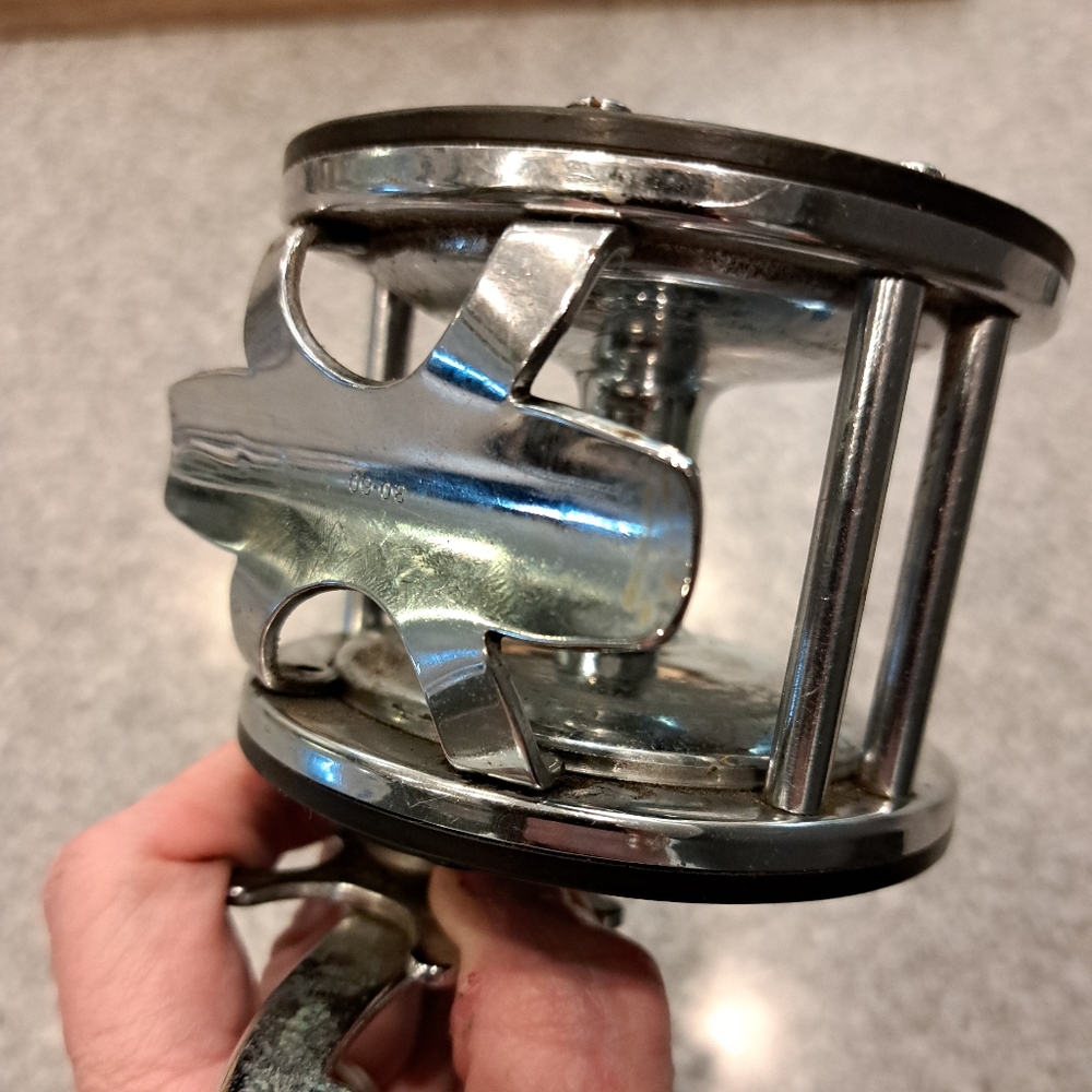 2 Antique Penn Long Beach 60 Reels, Circa 70-79 - Picture 4 of 16